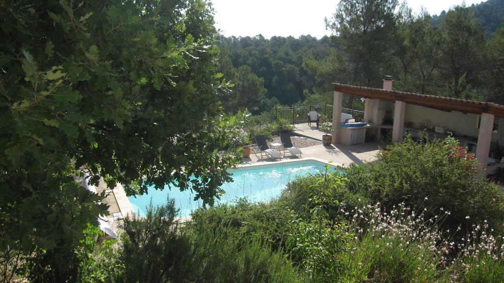 Les Hauts Des Materonnes Tourves Exterior foto